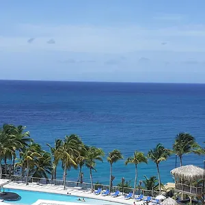 https://jolie-studio-vue-mer.comcaribbean.com